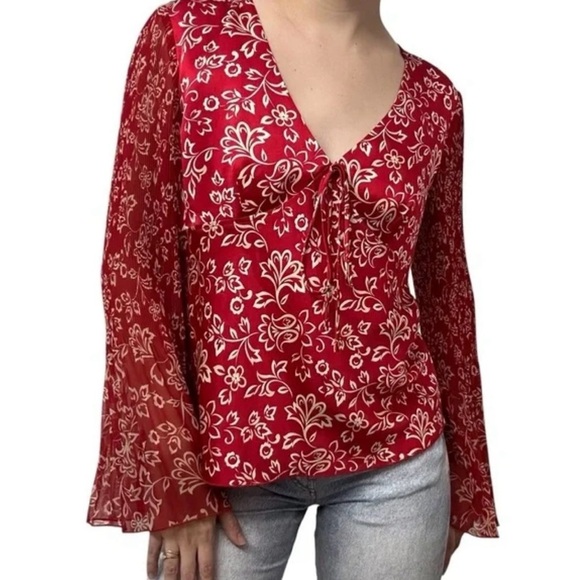 INC Y2K Blouse Flare Sleeve Whimsigoth Boho Silk Red Floral Fairy Size 8 - Picture 2 of 14